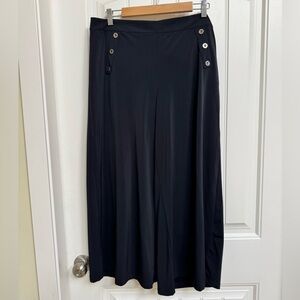 Maloka Black Wide Leg Cropped Pants. Size T4 (UK14/EU42)